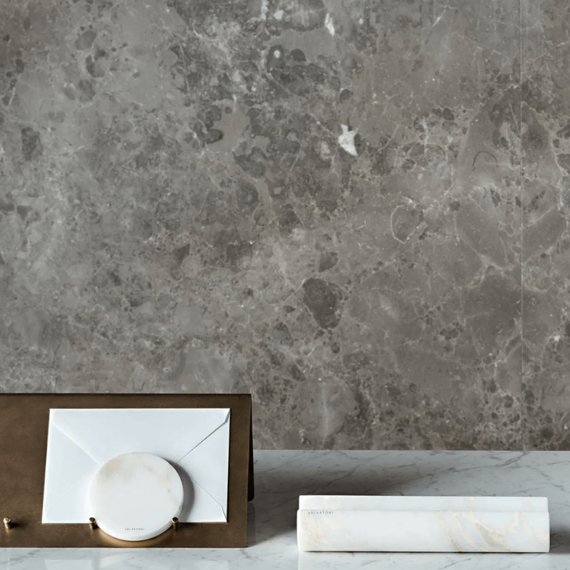 Balancing Letter Holder